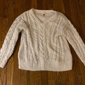 Universal thread cozy sweater